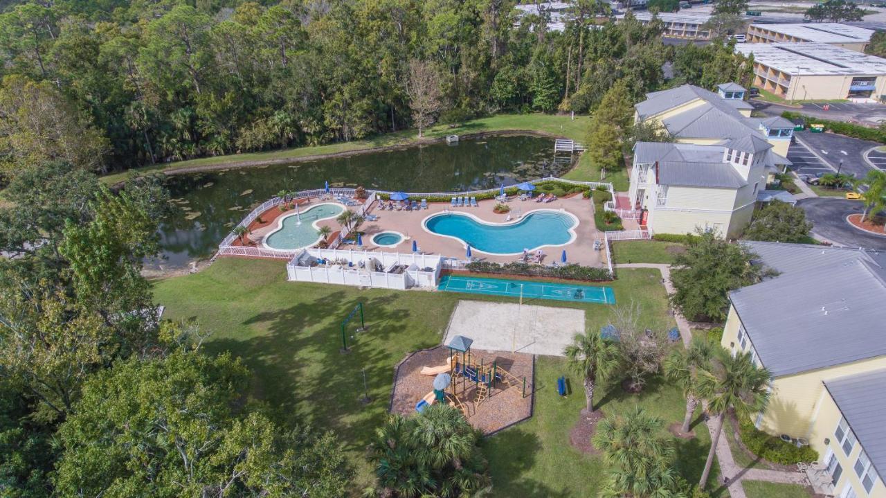 Barefoot Suite Celebration Exterior photo